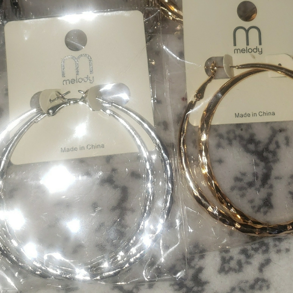 Earrings - Picture 13 of 16